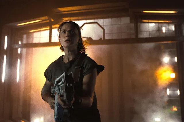 Cailee Spaeny schittert in de eerste bloedstollend spannende trailer van 'Alien: Romulus'