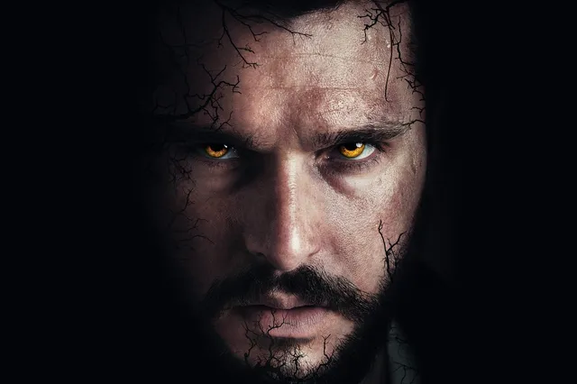 Kit Harington is een bloeddorstige weerwolf in de eerste trailer van 'The Beast Within'