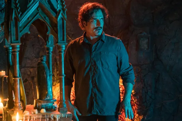 Deze bovennatuurlijke actieserie met Kim Coates is een verborgen parel op Netflix