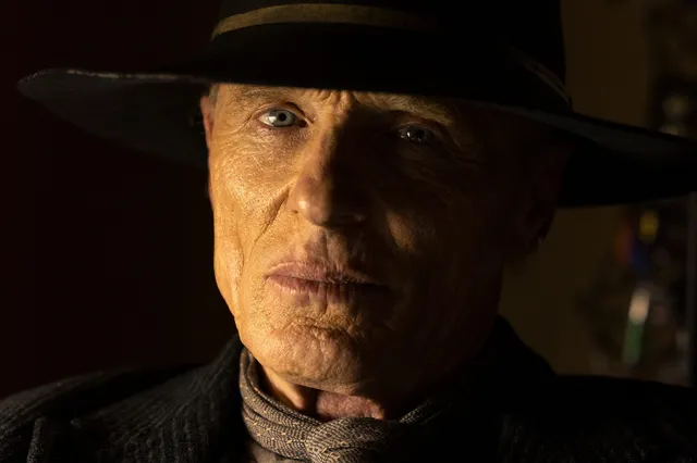 Nieuwe true crime western-serie met Ed Harris is al na één dag razend populair op Netflix