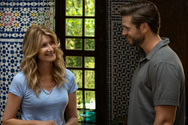 Liam Hemsworth en Laura Dern ontluiken een romance in de nieuwe Netflix-film 'Lonely Planet'