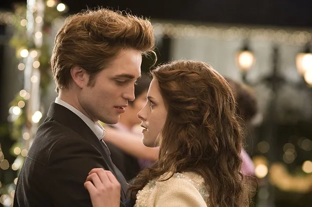 The Twilight Saga keert officieel terug met een gloednieuwe serie op Netflix: 'Midnight Sun'