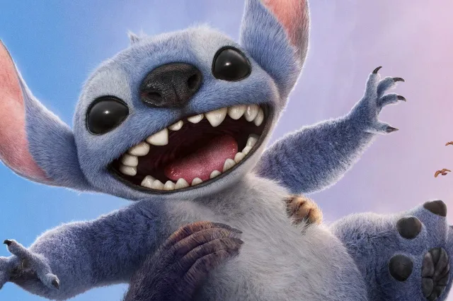 Stitch zorgt voor enorme chaos tijdens Super Bowl in nieuwe hilarische 'Lilo & Stitch'-teaser