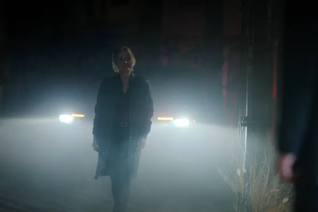 The_Lincoln_Lawyer_n_S4_E10_00_03_09_01R