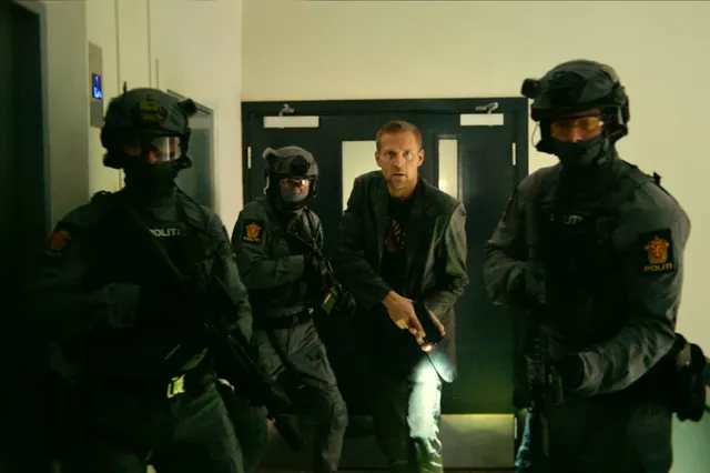 Detective_Hole_n_S1_E7_00_05_35_01_Ronald Plante_Netflix