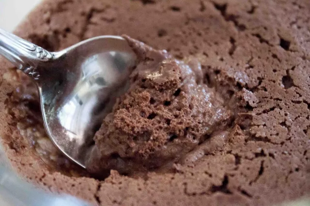 Slechts 4 ingrediënten: Maak in minder dan 15 minuten de heerlijkste chocolademousse!