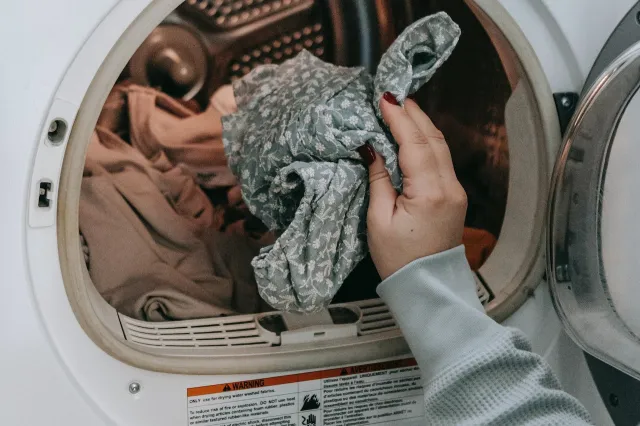 Opgelet! Wasmachine broedplaats voor schimmel en meeldauw: Schoonmaaktips voor je wasmachine