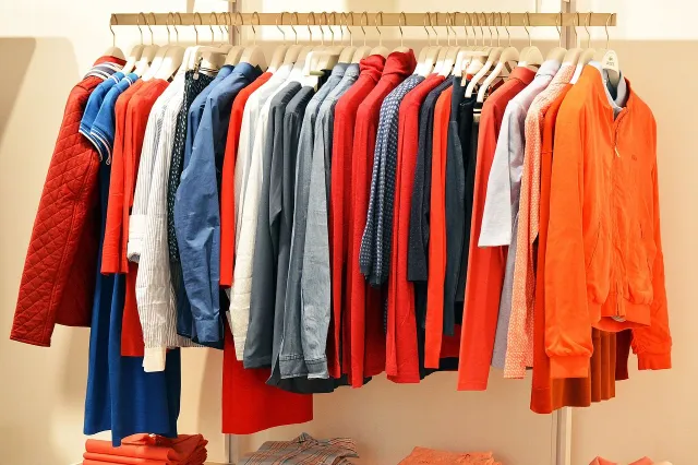 5 geheimen voor kreukvrije kleding: Zelfs zonder strijkijzer