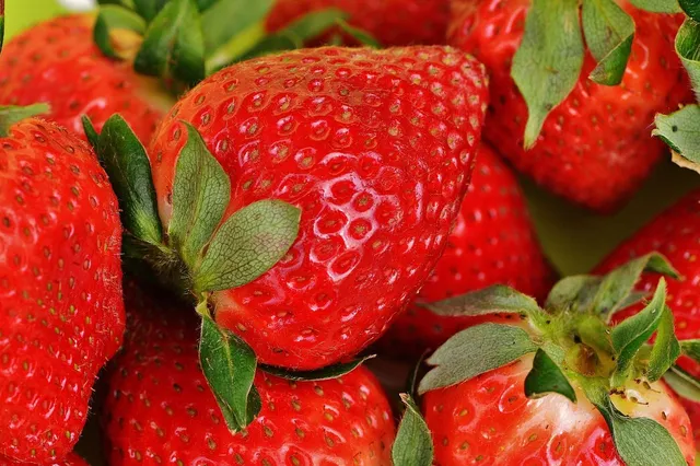 Veelvoorkomende fouten: Wat je absoluut niet mag doen wanneer je aardbeien koopt!