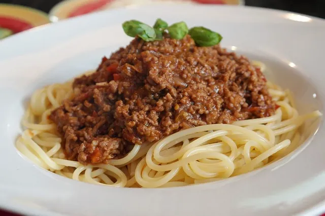 Keukengeheim ontmaskerd: Dit is het zwaartepunt van een klassieke Italiaanse bolognesesaus