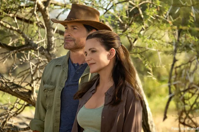 Rob Lowe en Kristin Davis schitteren in Netflix ontroerend liefdesverhaal: "Zo'n verfrissende, heilzame film"