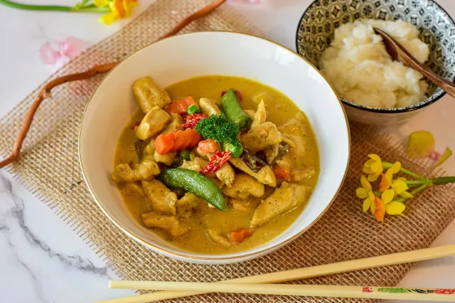 Culinaire verrassing: kip curry met rijst naar een hoger niveau getild!