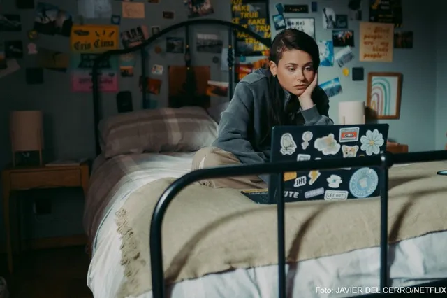 Gloednieuwe Spaanse serie op Netflix brengt een hartverscheurend tienerdrama naar je scherm