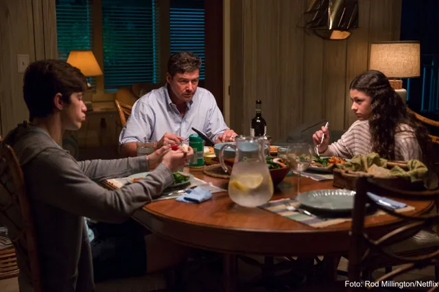Kijkers blijven deze serie op Netflix bingen: Broeierige sfeer met complexe familie intriges