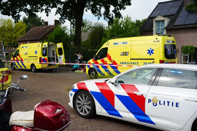 Jonge fatbiker (15) zwaargewond na botsing met auto in Kaatsheuvel