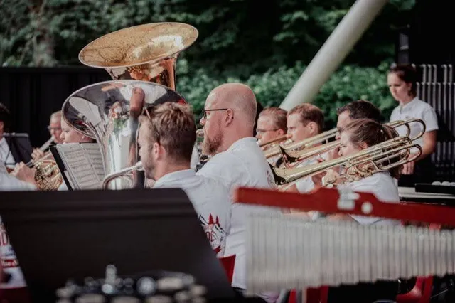 Zomerconcert Vakantieorkest Ad Hoc op Raadhuisplein Waalwijk Image
