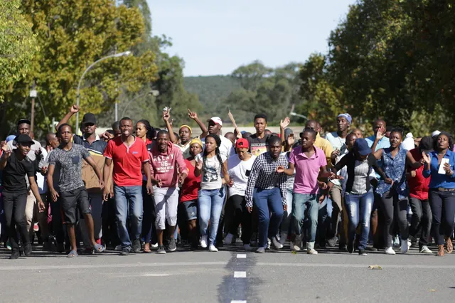 Een stapel wc-rollen voor 1 miljoen euro: aanslagen en corruptie op Zuid-Afrikaanse universiteit