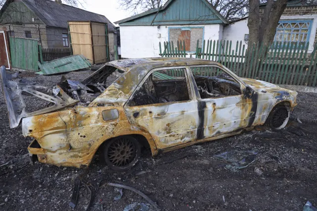 De nachtmerrie van de Donbass: Russische tanks schieten woonwijken kapot