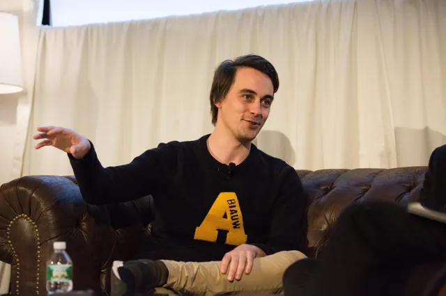 Alexander Klöpping: "Ik probeer mijn dochter schermloos op te voeden"