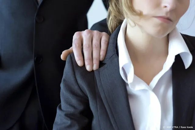 Overgang hindert helft van vrouwen op het werk