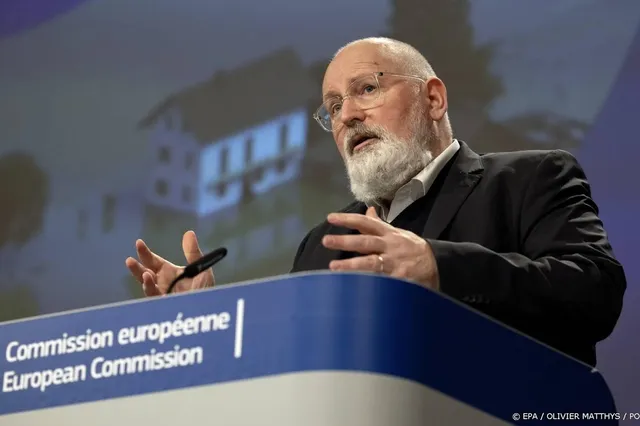 Timmermans: EU moet zich nú wapenen tegen hittegolf en hoogwater