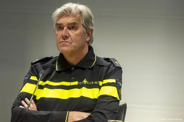 Amsterdamse politiechef Paauw beoogd KNVB-voorzitter 