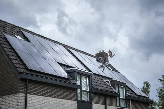 Juni slechtste maand voor zonnepanelen door overspanning op het elektriciteitsnet