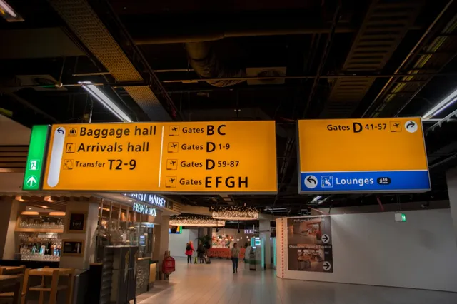 Stiekem Schiphol hield onder druk van KLM rapport over krimp luchthaven onder de pet