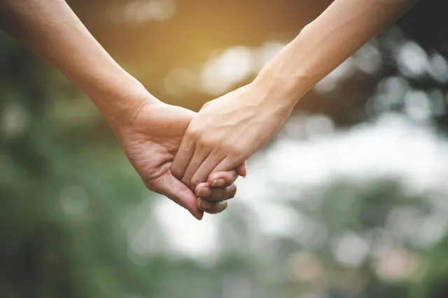 92-jarige relatiecoach. ‘Het is tijd voor meer tegengas tegen de scheidingsepidemie’