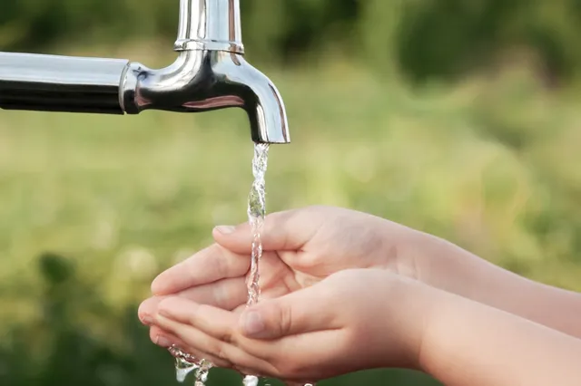 Proeven mensen het verschil tussen kraanwater en mineraalwater?
