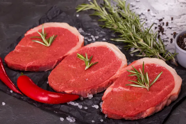 Drie keer per week rood vlees eten vergroot kans op voortijdige dood