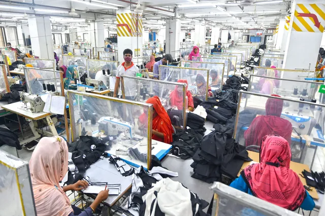 Extreme hoeveelheden verboden pfas gevonden in water rond kledingfabrieken Bangladesh