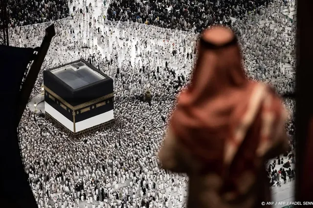 Na extreme hitte, maandag hevige regen tijdens hadj in Mekka