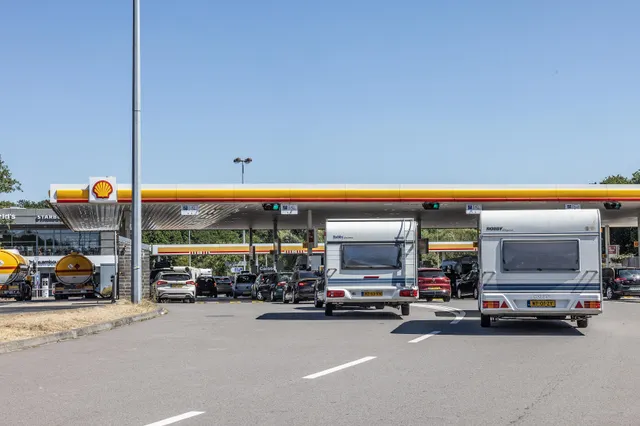 Tactisch tanken: zoveel betaal je voor E10, diesel en lpg in Europese vakantielanden