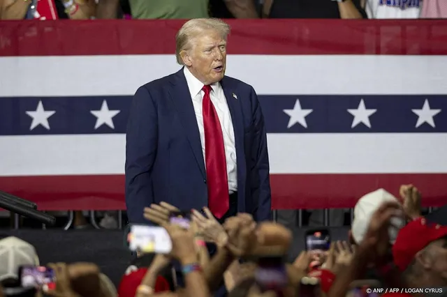 Trump: Harris is 'radicaal-linkse gek'