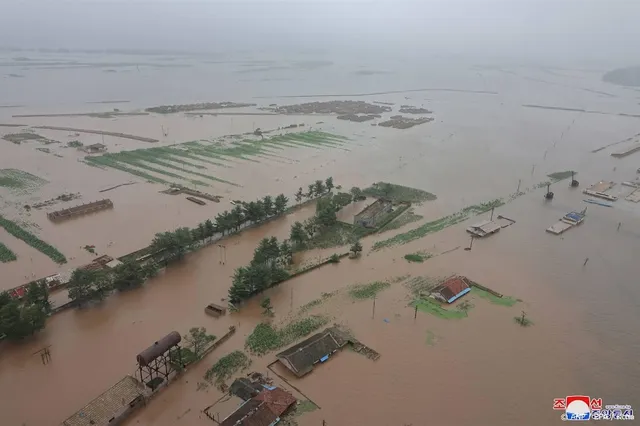 Noord-Korea verplaatst getroffenen overstromingen naar Pyongyang