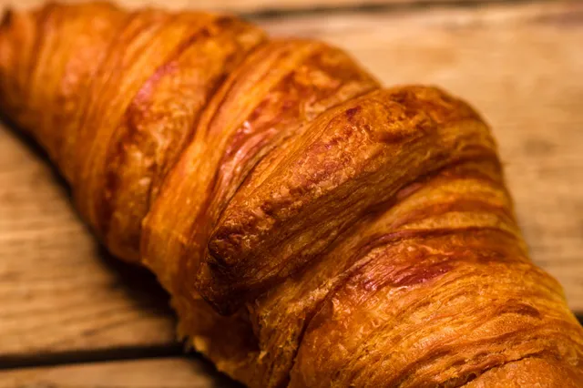 Groningse bokser slaat vriendin in elkaar om verkeerde croissant