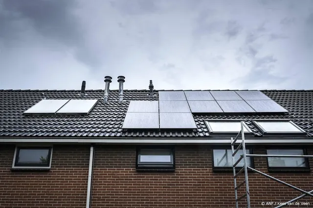 Opmerkelijk advies van Stedin en Eneco: Felle zon? Zonnepanelen uit