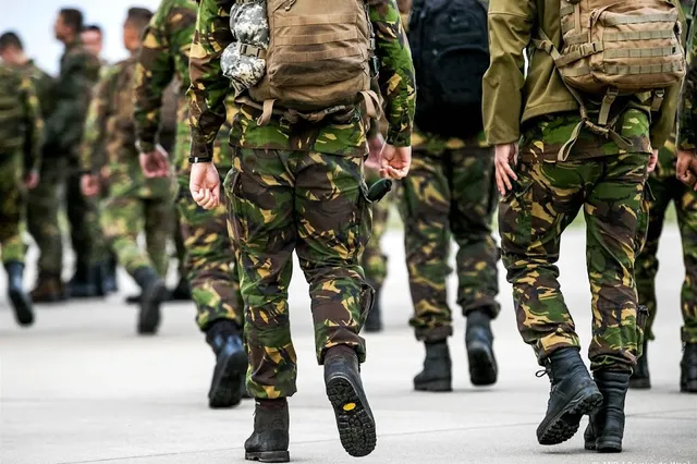 Nederlanders willen een Europees leger, maar geen soldaat worden