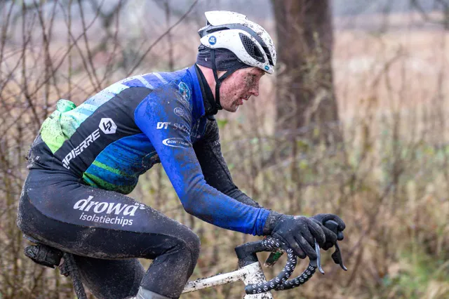 Gerben Mos vijfde in de Drenthe 200, Rick Otteman ongenaakbare winnaar