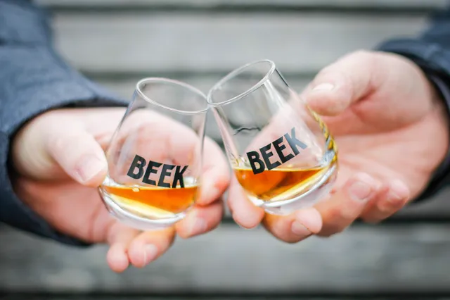 Onafhankelijke Nederlandse bottelaar Beek kondigt stilletjes nieuwe whisky aan!