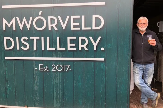 Reminder - Mwórveld Distillery krijgt filmploeg over de vloer