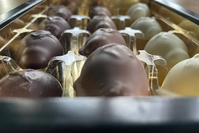 Deze vijf whisky’s zijn perfect om vloeibaar in bonbons te stoppen