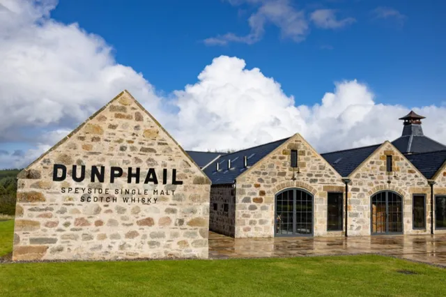 Mijlpaal bereikt: Bimber opent de Dunphail Distillery in Schotland