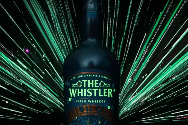 Deze whiskey wordt opnieuw uitgebracht als glow in the dark bottle