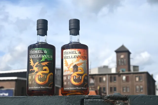 Deze Nederlandse onafhankelijke bottelaar brengt licht geturfde whisky op de markt