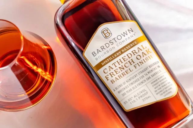 Dit geloof je niet: Bardstown Cathedral French Oak Bourbon heeft uniek hout gebruikt