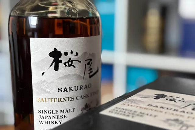 De Sakurao Discovery Sauternes Cask Finish is een zoete verleiding in een fles