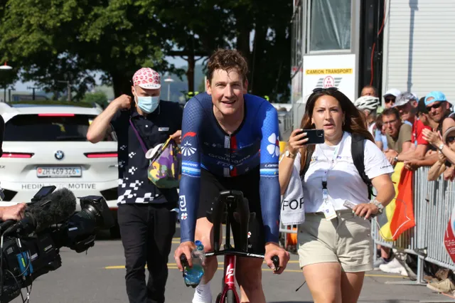 Stefan Küng zekerder van podium richting Ronde van Vlaanderen: "Het feit dat er weinig favorieten overblijven kan zeker invloed hebben op de wedstrijd"