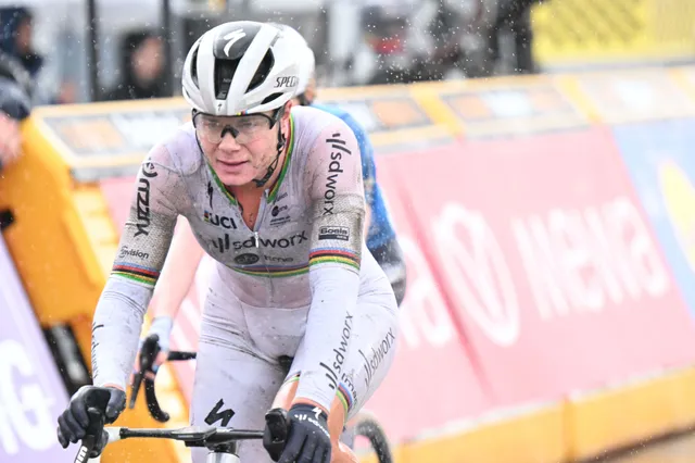 "Ik schreeuwde naar haar dat dit te belachelijk voor woorden was" - Lotte Kopecky aangepakt door teammanager na twijfelachtige tactiek in de Ronde van Vlaanderen